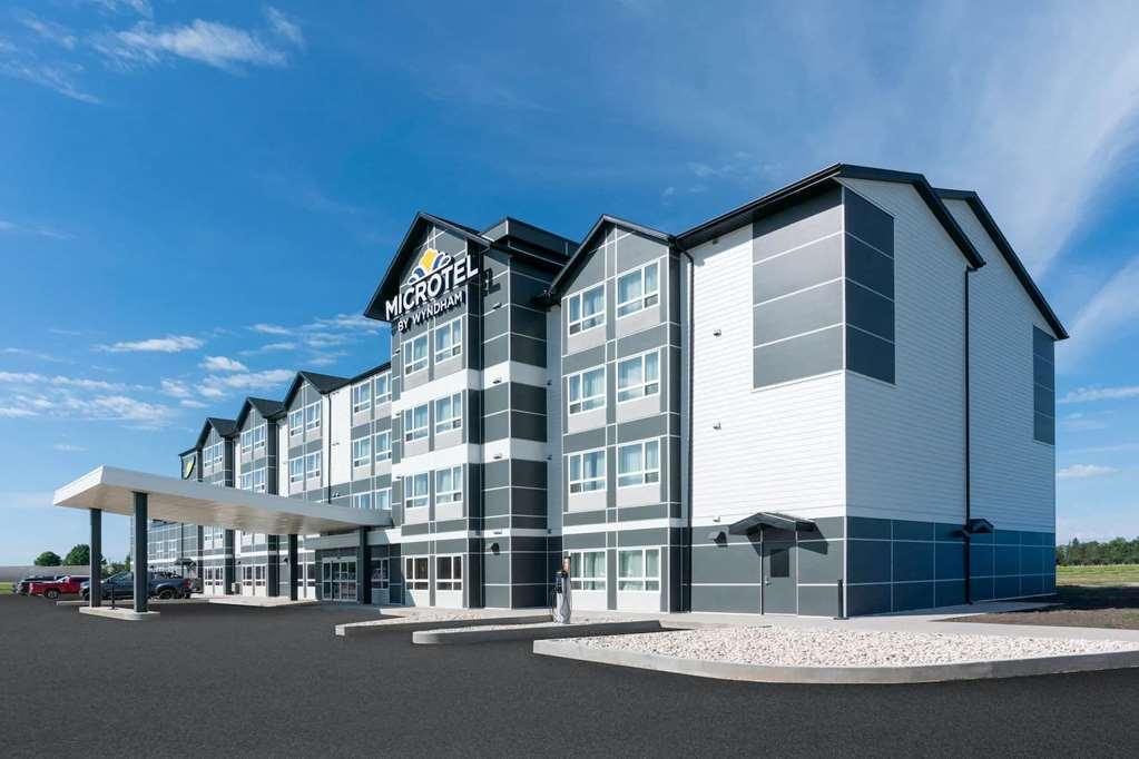 Microtel Inn & Suites By Wyndham Aurora Ngoại thất bức ảnh